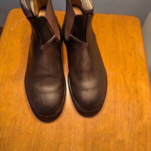 Blundstone #562 Size 9